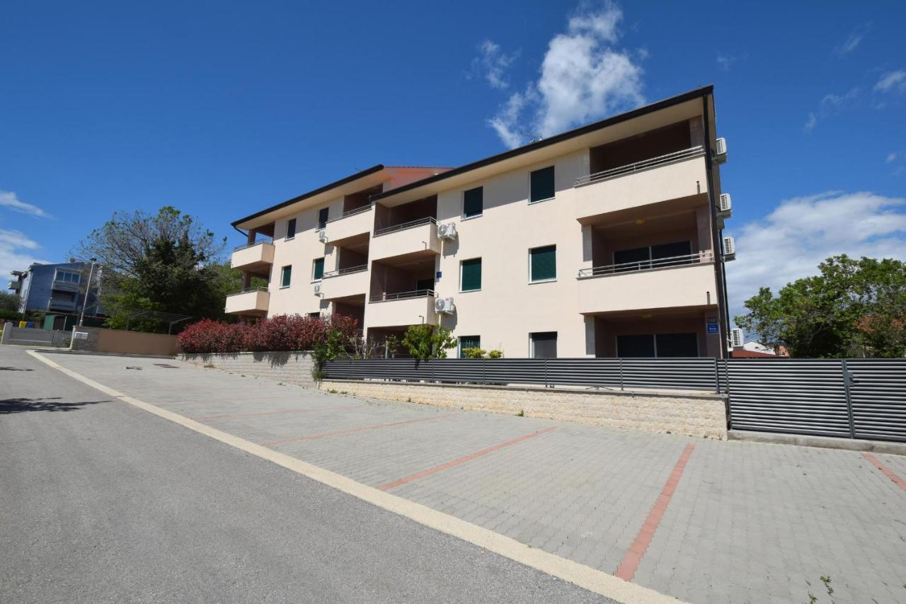 Apartments Medna Cizici Exterior photo