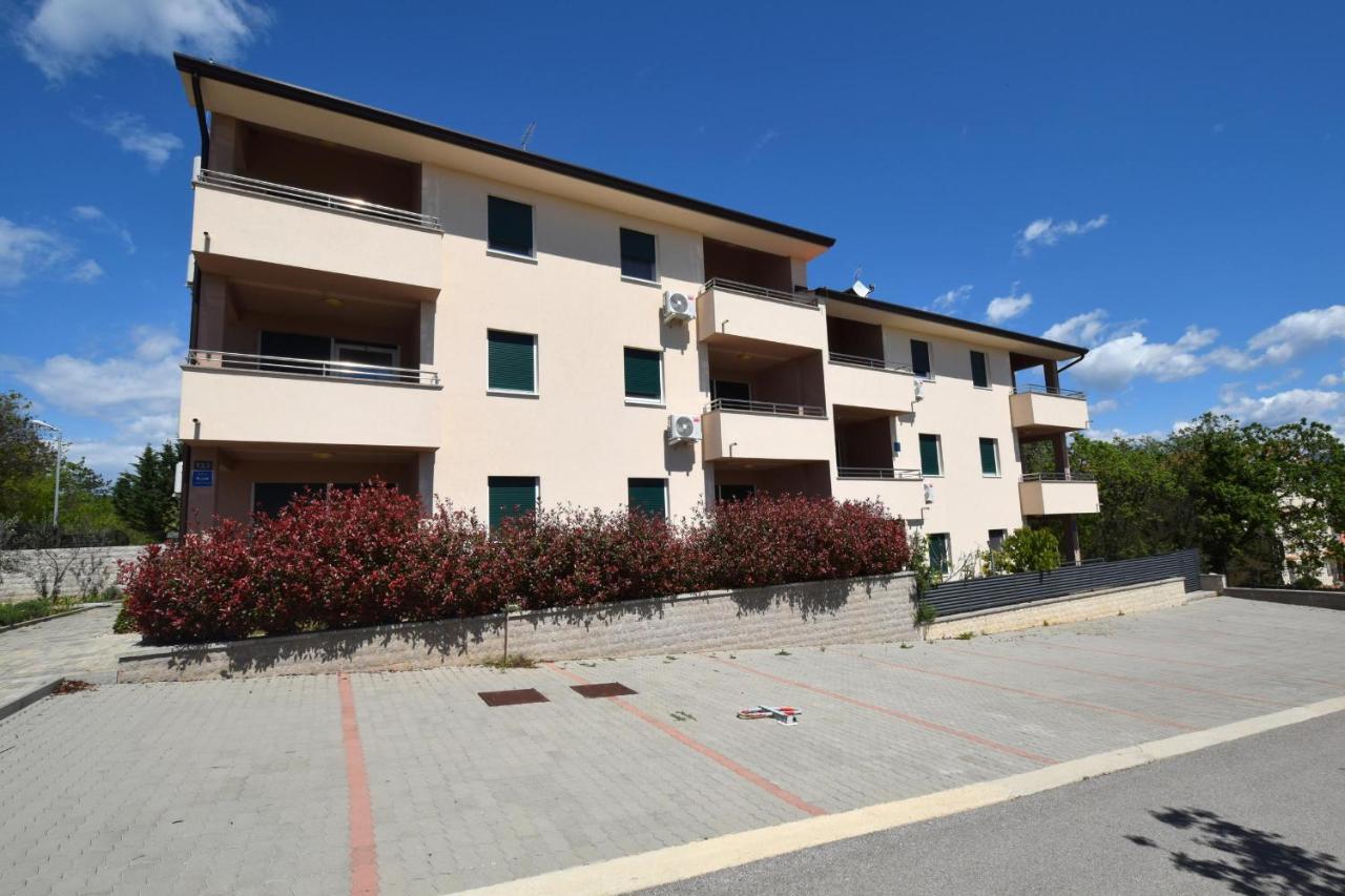 Apartments Medna Cizici Exterior photo