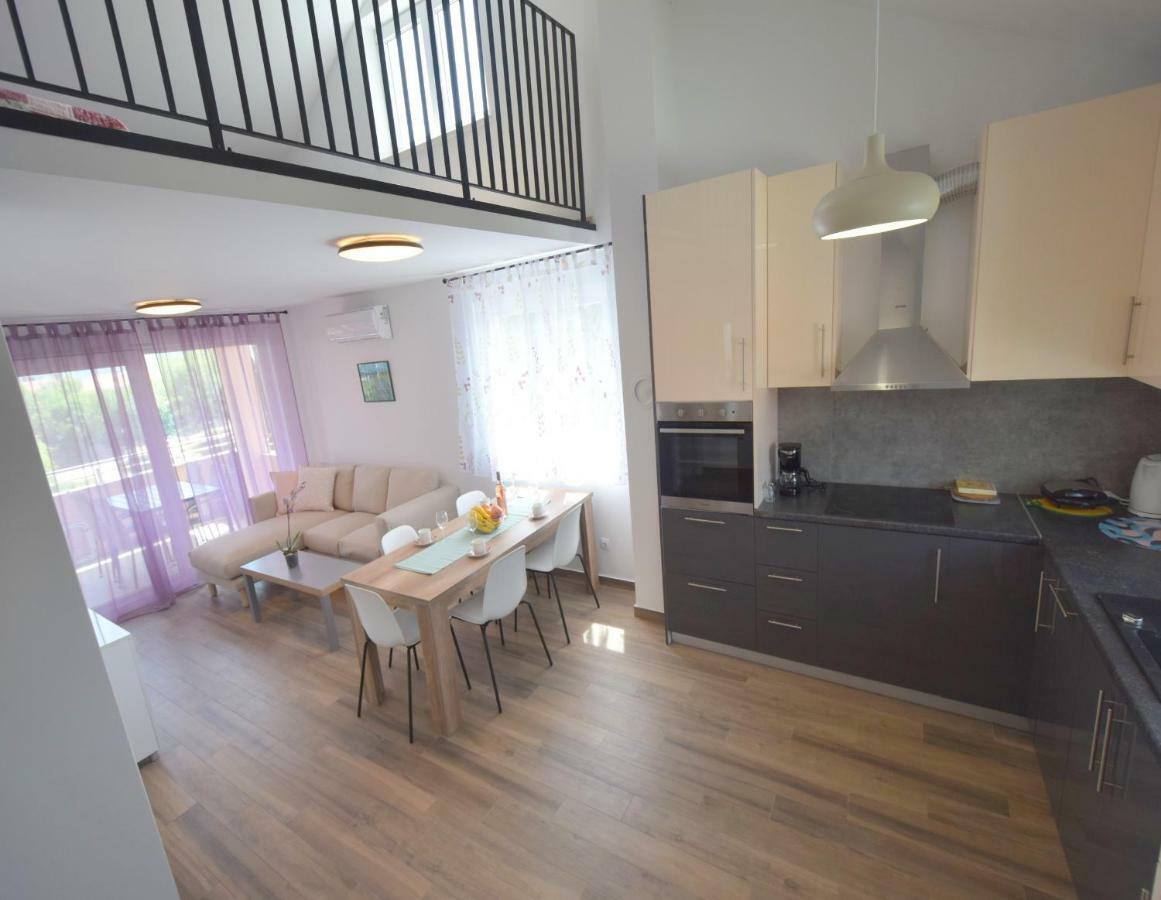 Apartments Medna Cizici Exterior photo